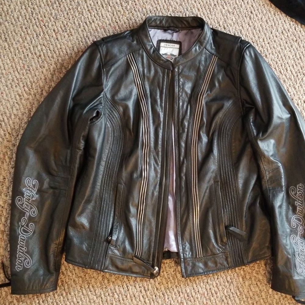 Harley-Davidson leather riding jacket and gloves